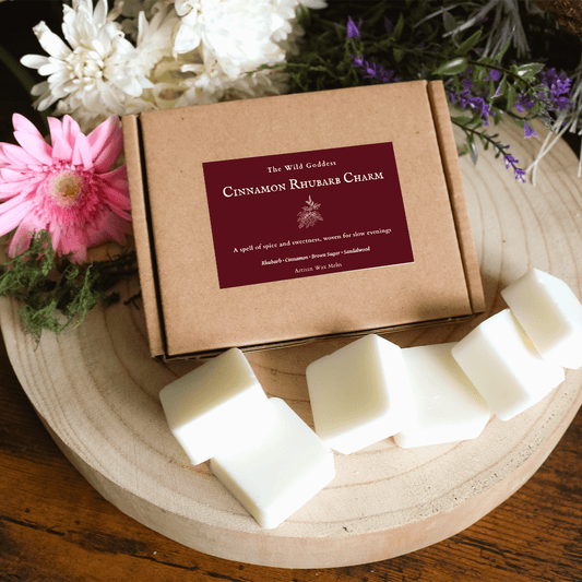Cinnamon Rhubarb Charm Luxury Wax Melts | Rhubarb, Apple & Brown Sugar - The Wild Goddess