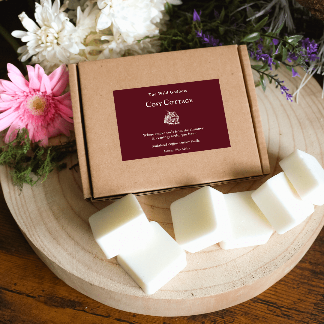 Cosy Cottage Luxury Wax Melts | Sandalwood, Amber & Vanilla - The Wild Goddess